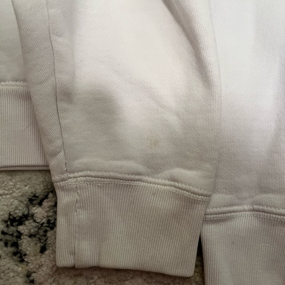 Brandy Melville Carla hoodie - Picture 6 of 6